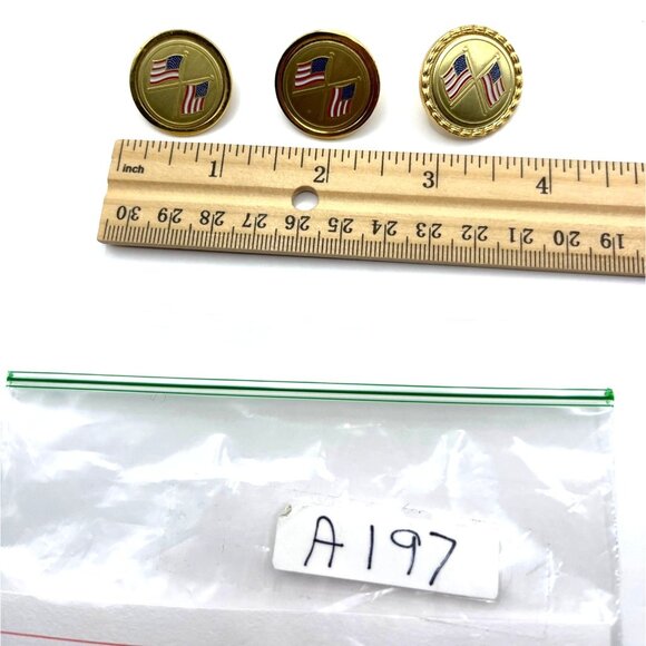 Vintage Gold Tone American Flag Set Of 3 Enamel Lapel Pins With Patriotic Design - Picture 11 of 11